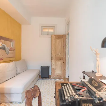 Apartamento Lisboa: O Saraiva *