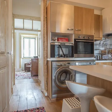 Apartamento Lisboa: O Saraiva